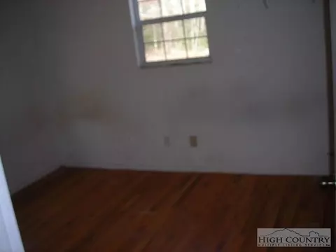 3655 Wildcat Rd, Deep Gap, NC 28618 photo 9