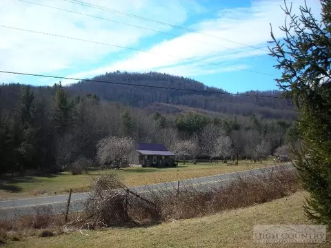 3655 Wildcat Rd, Deep Gap, NC 28618 photo 3