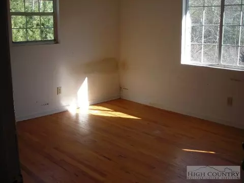 3655 Wildcat Rd, Deep Gap, NC 28618 photo 8