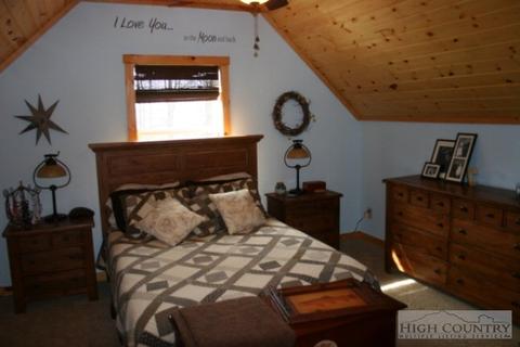 860 Benjamin Dr, Boone, NC 28607 photo 5