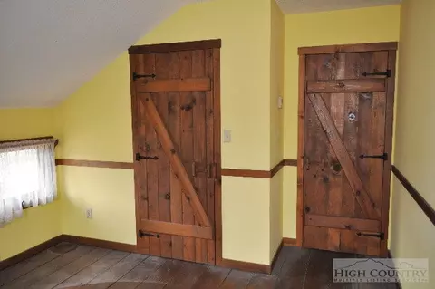 156 Schaffer Rd, Boone, NC 28607 photo 8