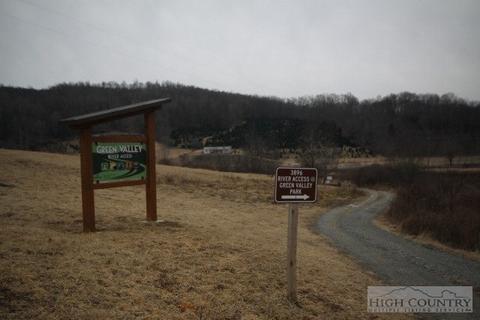 774 River Rd, Todd, NC 28684 photo 5