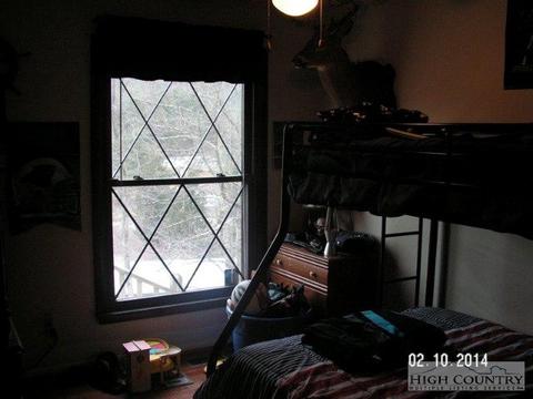 177 Wildcat Rd, Deep Gap, NC 28618 photo 7