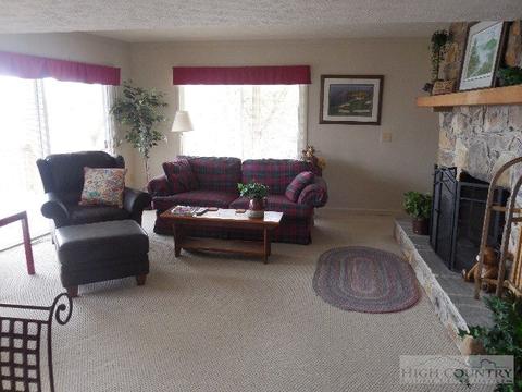 749 Skiview Rd, Seven Devils, NC 28604 photo 14