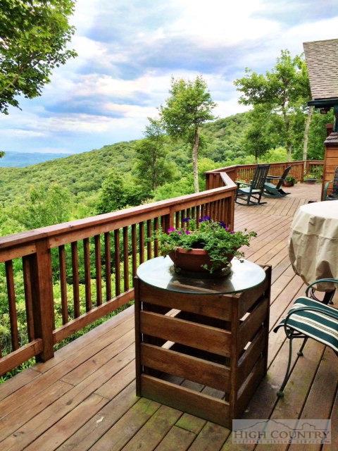 749 Skiview Rd, Seven Devils, NC 28604 photo 35