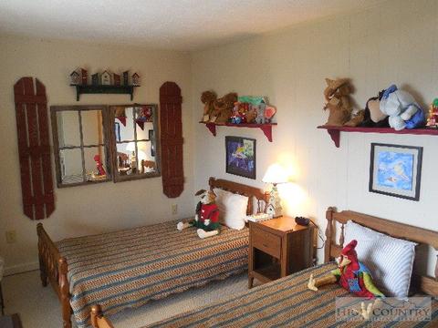 749 Skiview Rd, Seven Devils, NC 28604 photo 18