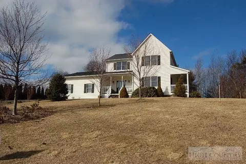 134 Wild Cherry Cir, Boone, NC 28607 photo 1