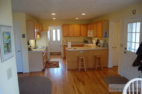 134 Wild Cherry Cir, Boone, NC 28607 photo 5
