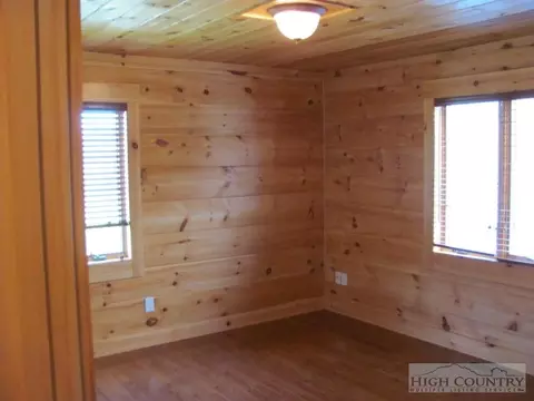 160 Apache Ln, Boone, NC 28607 photo 4