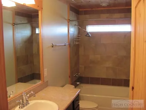 160 Apache Ln, Boone, NC 28607 photo 5