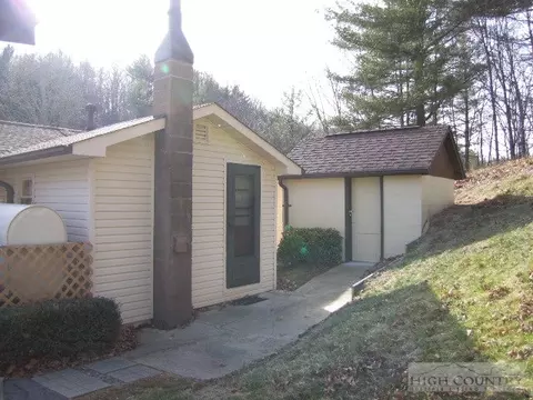 256 Clifton Rd, Crumpler, NC 28617 photo 7