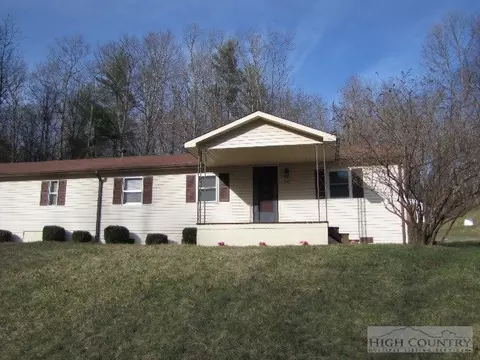 256 Clifton Rd, Crumpler, NC 28617 photo 5