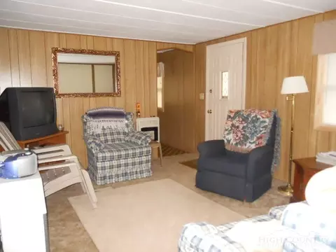 256 Clifton Rd, Crumpler, NC 28617 photo 8