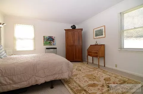 407 Old Hampton Rd, Boone, NC 28607 photo 5