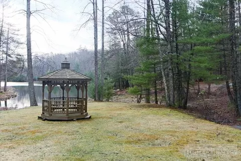 198 Roaring Rdg, Deep Gap, NC 28618 photo 11