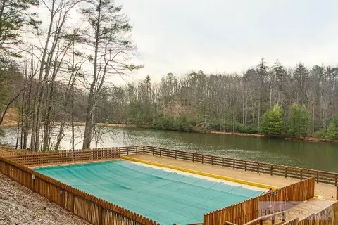 198 Roaring Rdg, Deep Gap, NC 28618 photo 12