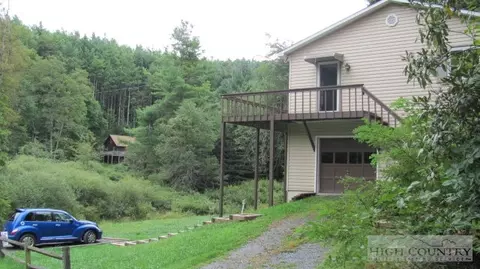 225 Tarleton Cir, Boone, NC 28607 photo 8