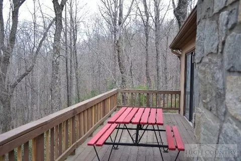 180 Twisting Trl, Deep Gap, NC 28618 photo 5