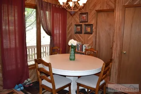 180 Twisting Trl, Deep Gap, NC 28618 photo 9