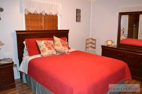 180 Twisting Trl, Deep Gap, NC 28618 photo 14