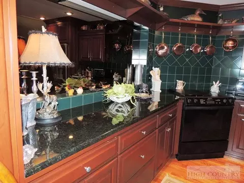 636 Chestnut, Boone, NC 28607 photo 6