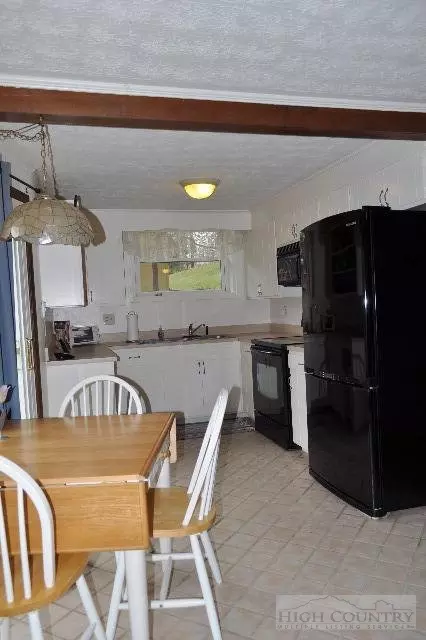 148 Clyde Winebarger, Boone, NC 28607 photo 4