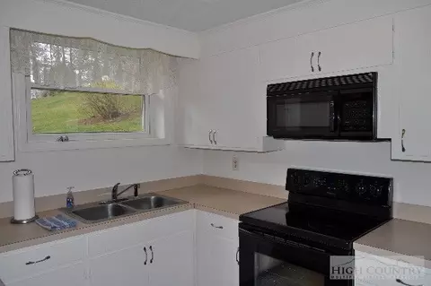 148 Clyde Winebarger, Boone, NC 28607 photo 6