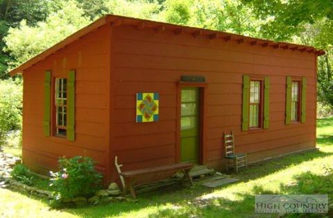 6887 Elk Creek Rd, Deep Gap, NC 28618 photo 9