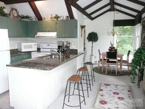 176 Walnut, Boone, NC 28607 photo 12