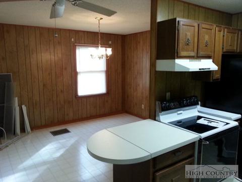152 Rabbit Ridge Run, Vilas, NC 28692 photo 9