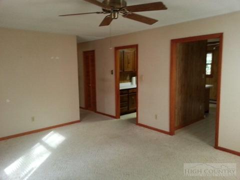 152 Rabbit Ridge Run, Vilas, NC 28692 photo 10