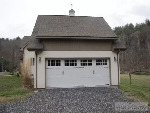 537 Bent River Dr, Lansing, NC 28643 photo 10