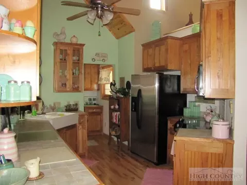 537 Bent River Dr, Lansing, NC 28643 photo 19