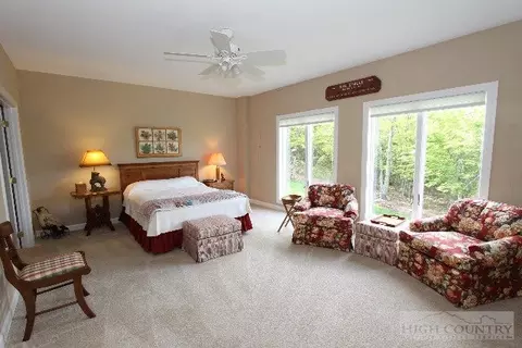 1047 Algonquin Dr, Boone, NC 28607 photo 8