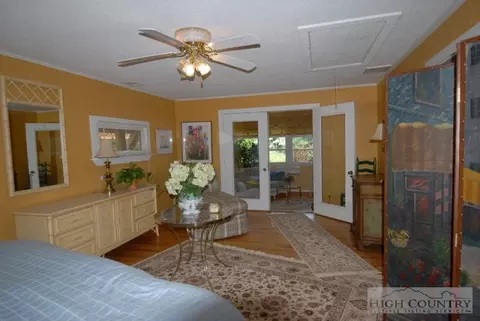 436 Rustic Rd, West Jefferson, NC 28694 photo 6