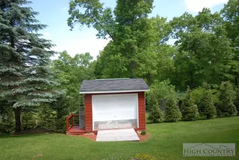 436 Rustic Rd, West Jefferson, NC 28694 photo 28