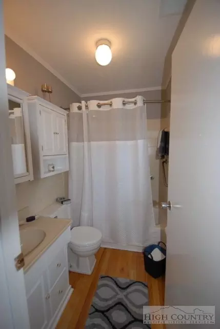 436 Rustic Rd, West Jefferson, NC 28694 photo 33