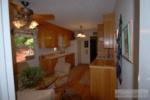 436 Rustic Rd, West Jefferson, NC 28694 photo 30
