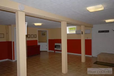 436 Rustic Rd, West Jefferson, NC 28694 photo 10