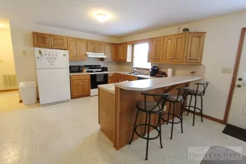 112 Alexander Dr, Boone, NC 28607 photo 7