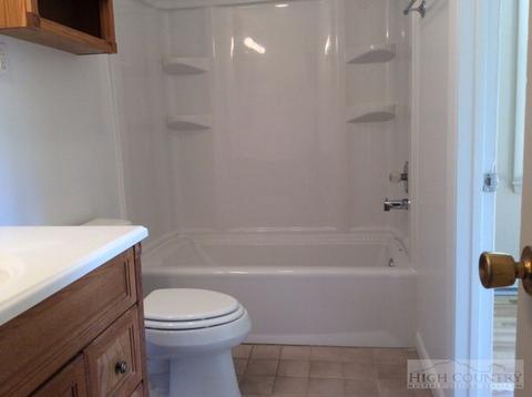 124 Monica Path Dr, Vilas, NC 28692 photo 5