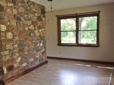 124 Monica Path Dr, Vilas, NC 28692 photo 10