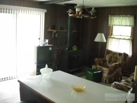 512 Rainbow Mountain Rd, Boone, NC 28607 photo 3