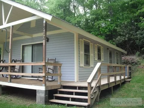 512 Rainbow Mountain Rd, Boone, NC 28607 photo 4