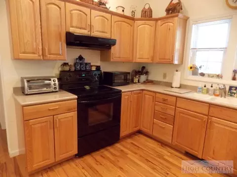 241 Woodwinds, Seven Devils, NC 28604 photo 6