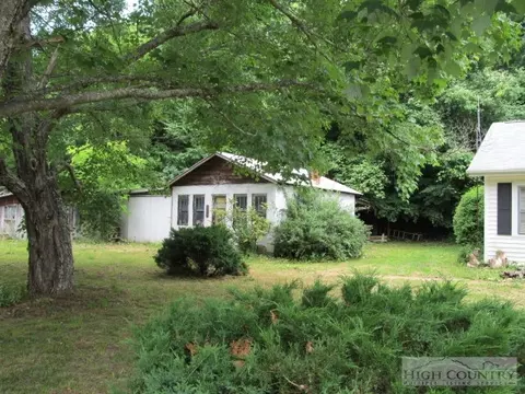 413 Peak Rd, Creston, NC 28615 photo 2