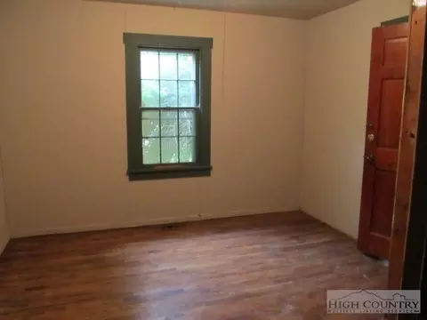 413 Peak Rd, Creston, NC 28615 photo 17