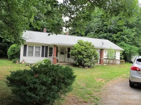 413 Peak Rd, Creston, NC 28615 photo 1