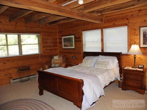 856 Crestview Dr, Creston, NC 28615 photo 9