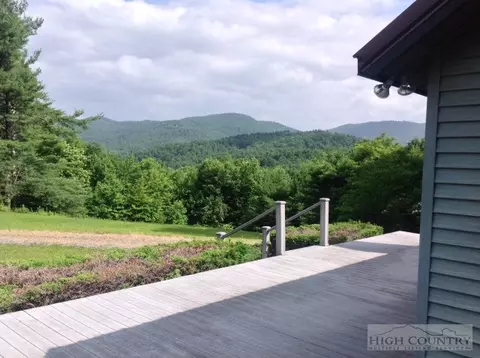 741 Wildcat Ridge Rd, Boone, NC 28607 photo 1